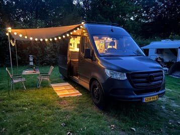 Mercedes Sprinter Off-Grid Camper