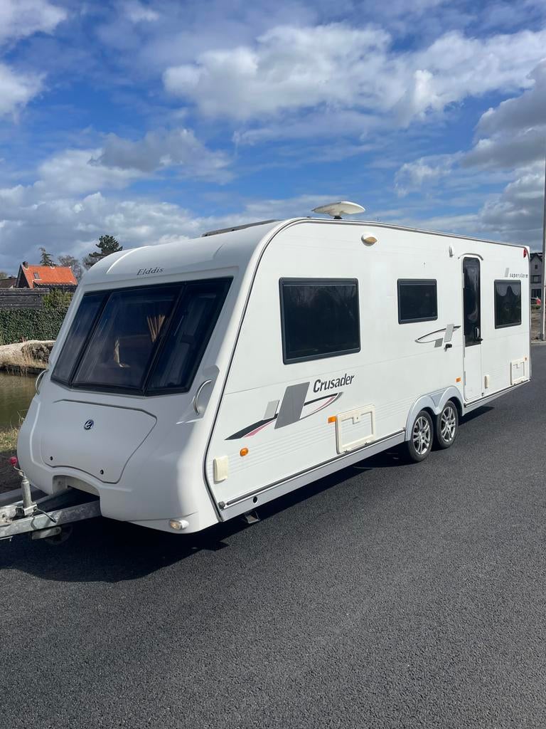 Crusader tandemasser 2009 6 pers stapelbedden met voortent