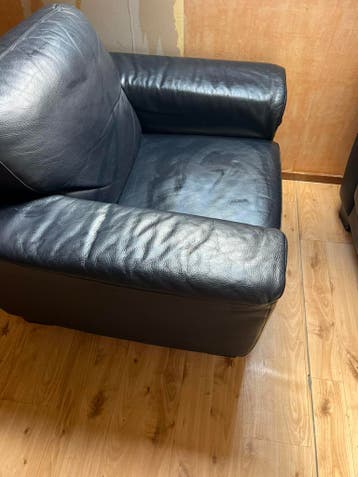 Gratis 2x lederen stoel