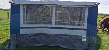 Voortent voor caravan