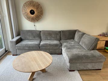 Gratis hoekbank uit een rook en diervrij huis