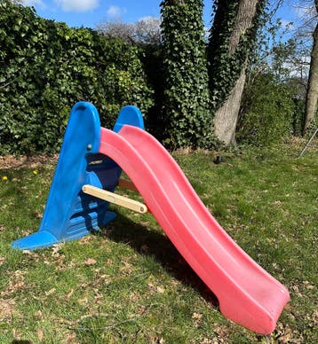 Glijbaan kunststof peuter/ kleuter - GRATIS