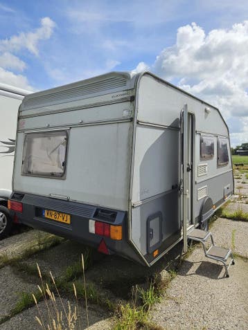 Kip Highline Caravan uit 1995