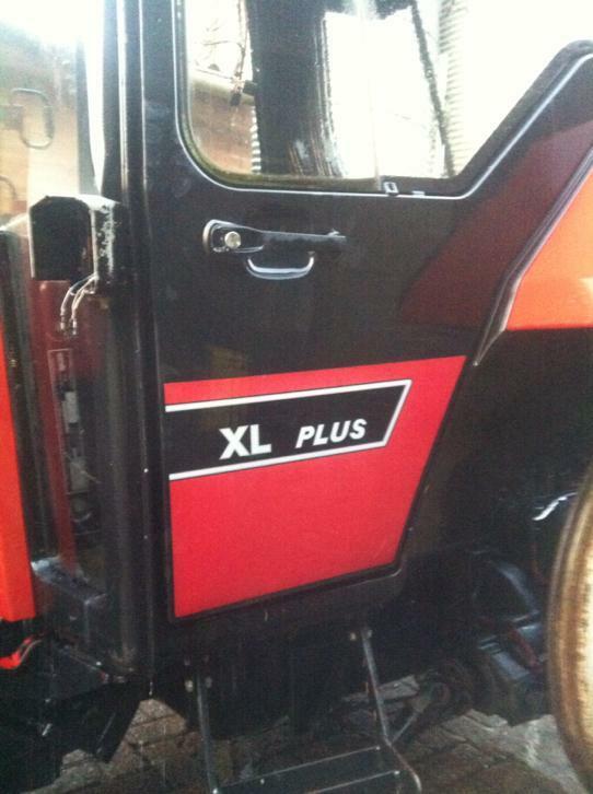 Case international 845 word gedemonteerd