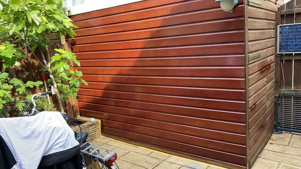 Schilder & onderhoudsschilder biedt zich aan, Garantie, Behangen