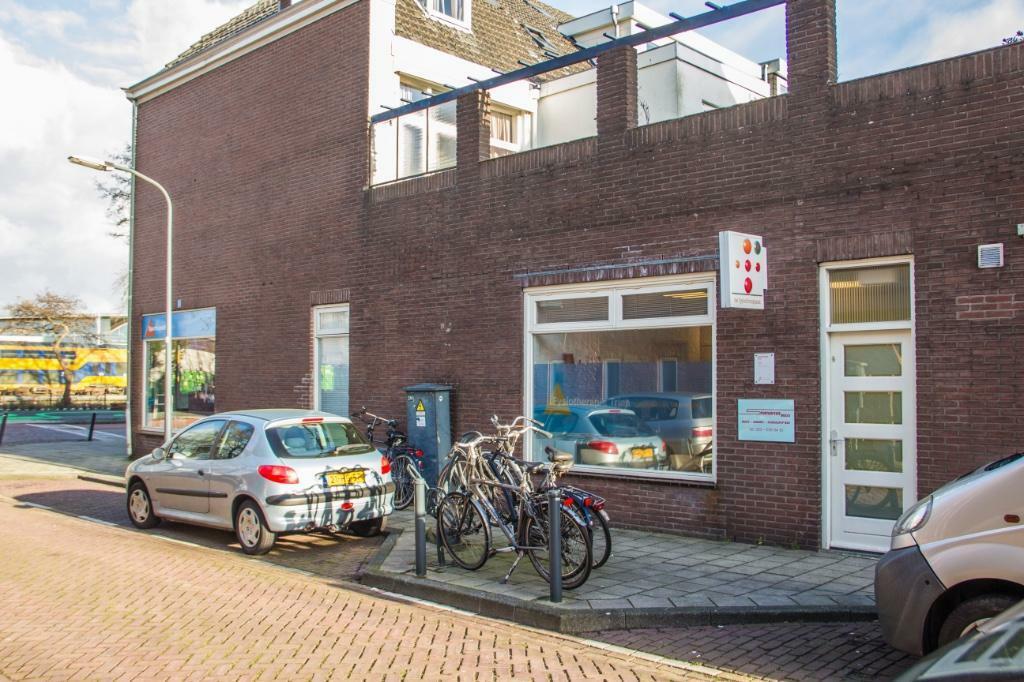 BEHANDELRUIMTE  EN  PRAKTIJKRUIMTE  TE HUUR IN HAARLEM, 16 m², Huur, Praktijkruimte