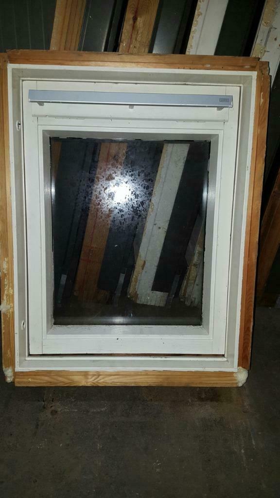 Dakvenster Velux 55 x 78 cm (GGL 9 /102/ C02) incl gootstuk!