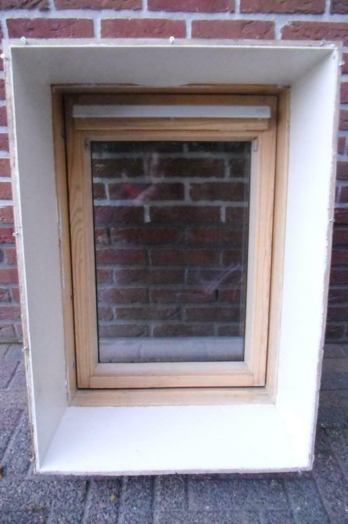Dakvenster Velux 55 x 78 cm (GGL 9 /102/ C02) incl gootstuk!, Ophalen, Gebruikt, Minder dan 80 cm, Minder dan 80 cm