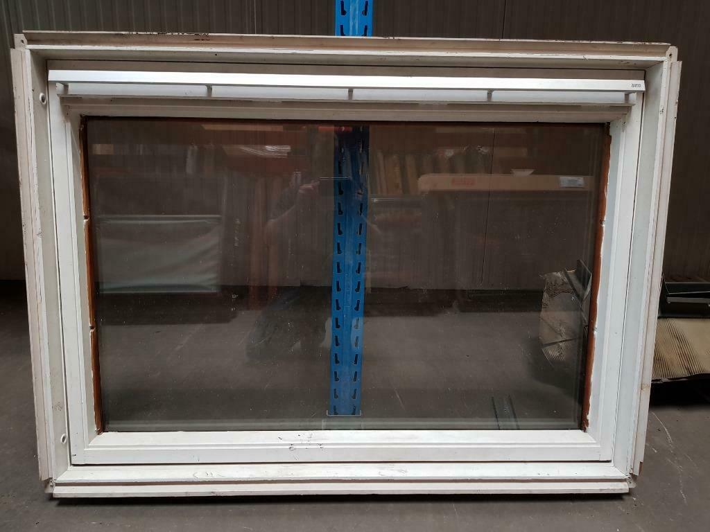 Dakvenster Velux 134 x 98 cm (GGL 7 / 804/U04) incl gootstuk