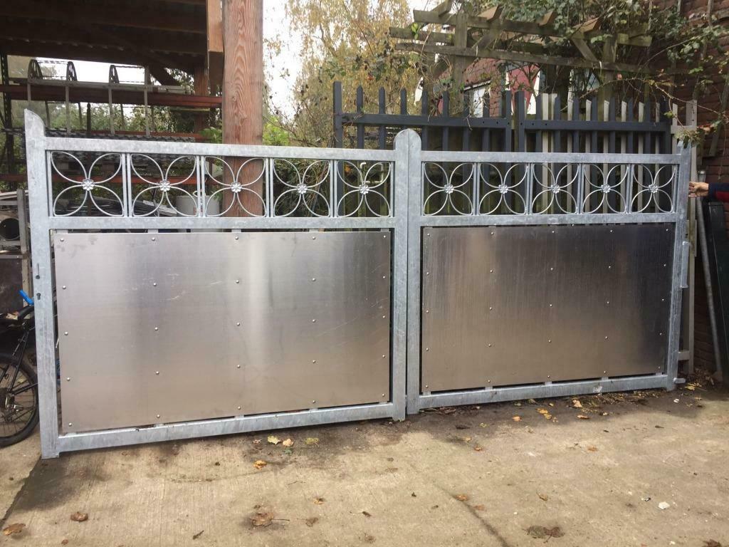 Zuur Hekwerken Stadskanaal Inrijpoort Looppoort Hekwerk, Hekwerk of Schuttingen