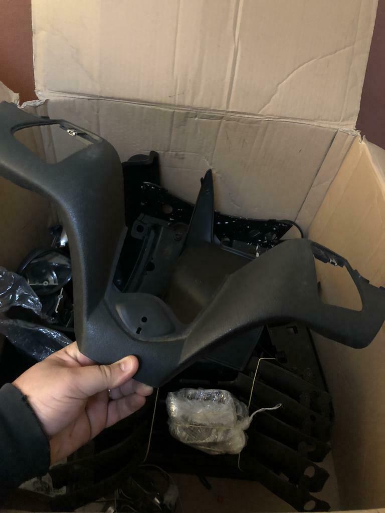 Diverse Piaggio Mp3 lt 500 stuur kappen / onder windscherm, Ophalen, Zo goed als nieuw, Overige typen