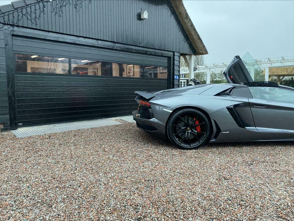 ZEER Goede kwaliteit garagedeuren en bekroonde service met A, Ophalen of Verzenden, Nieuw, Metaal, Garagedeur