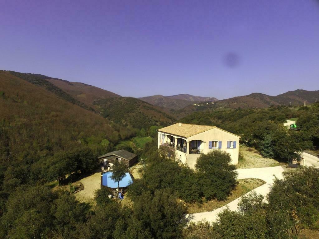 Vakantiehuis   Languedoc + verwarmd zwembad, Open haard, In bergen of heuvels, Landelijk, Languedoc-Roussillon