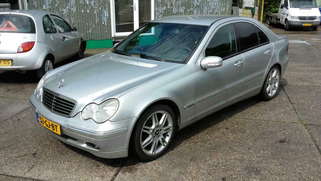Te koop Mercedes-Benz C klasse in onderdelen, Auto-onderdelen, Ophalen of Verzenden, Gebruikt, Mercedes-Benz
