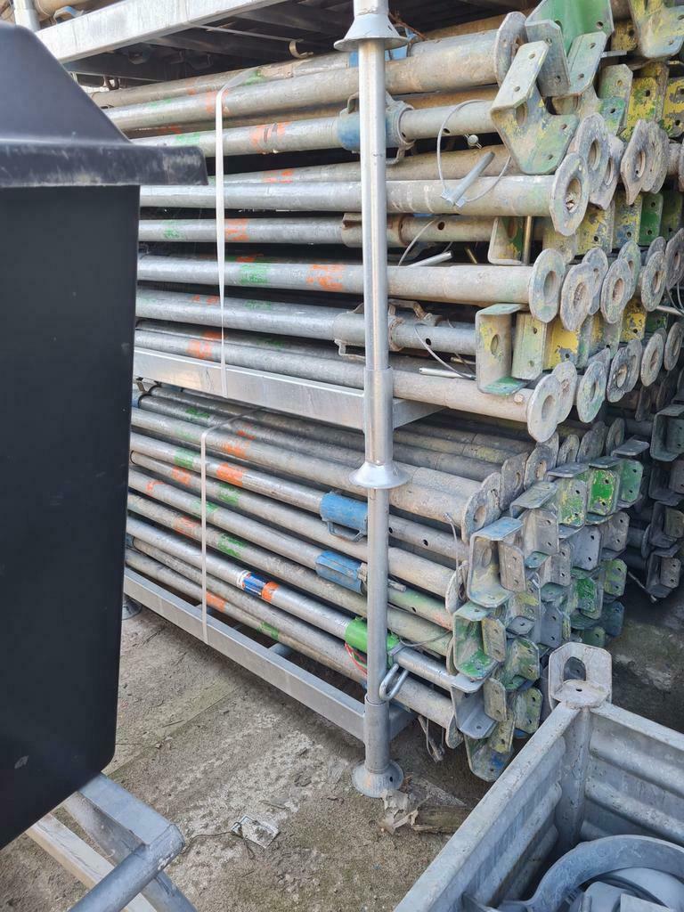 Gebruikte BM300 schroefstempels betonstempels, Ophalen, Gebruikt, 2 tot 5 meter