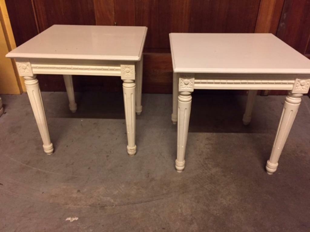 Bijzettafeltje, salontafel, nachtkastje, nachttafeltje, Minder dan 55 cm, Gebruikt, Vierkant, Hout