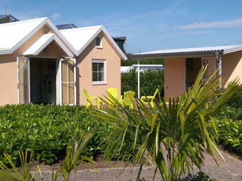 Te huur luxe, gemeubileerde recreatiewoning € 395,00 p/wk, Wasmachine, 2 slaapkamers, Landelijk, Aan meer of rivier