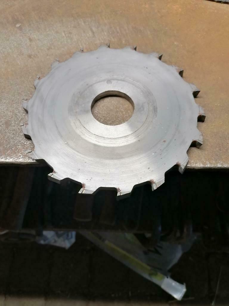 Frees schijven, Ophalen, Nieuw