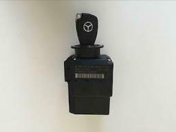 Mercedes W203 C-klasse EIS contactslot A2035450508