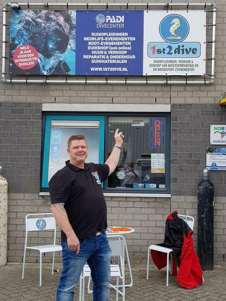 Naaier / Naaister gezocht