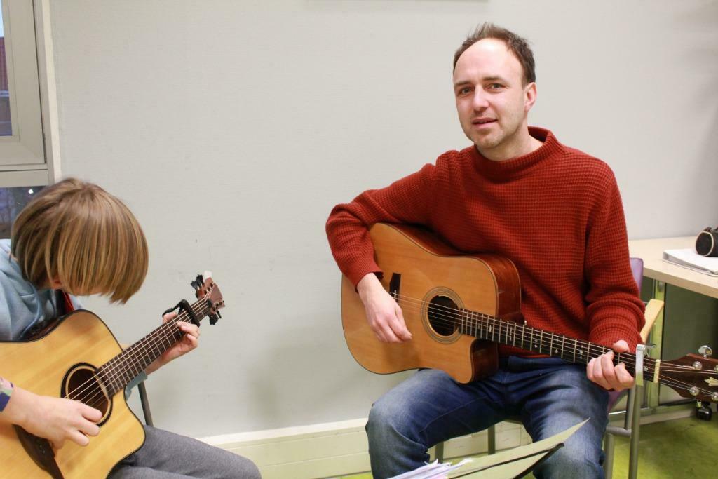 Gitaarles in Utrecht Zuilen en Soest, Privéles, Tokkelinstrumenten