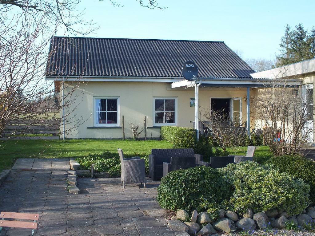 Huisje in Denemarken, 5 personen, 2 slaapkamers, Jutland, Chalet, Bungalow of Caravan