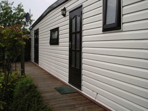 Met behulp van Kunststof panelen uw Stacaravan / Chalet e.d., Verzenden, Nieuw