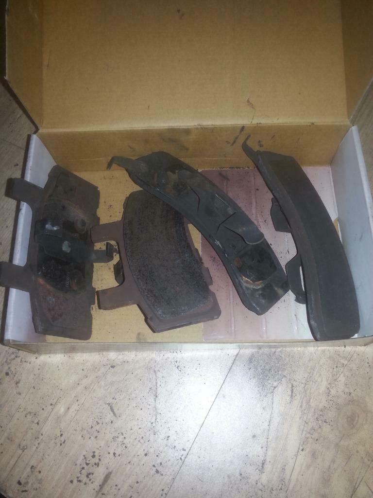 gebruikte remblokken en schoenen chevrolet, Ophalen of Verzenden, Gebruikt, Chevrolet