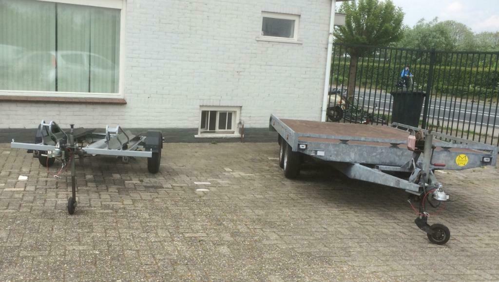 Te huur autoambulance, Personenauto