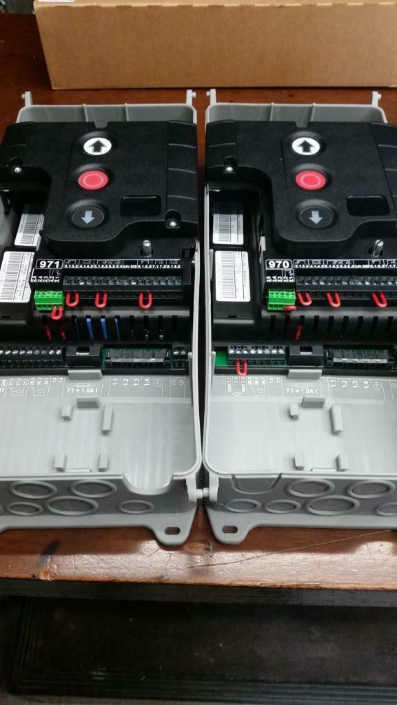 € 325,- Gfa print TS 971 /TS 970 Garagedeuren-Overheaddeuren, Ophalen, 120 cm of meer, 215 cm of meer, Garagedeur