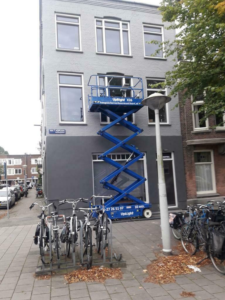 hoogwerker te huur. Schaar, auto, spin,aanhangerhoogwerkers, Diensten en Vakmensen