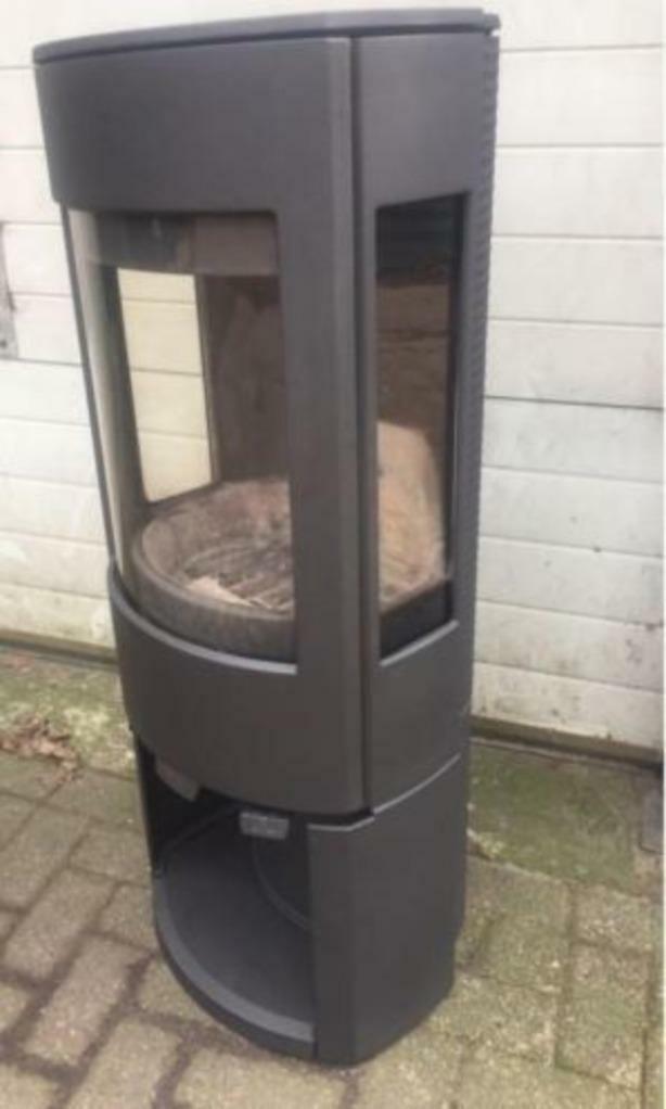 !!!Demo gebruikt DOVRE Astroline 4 met houtbak 8kw !!!
