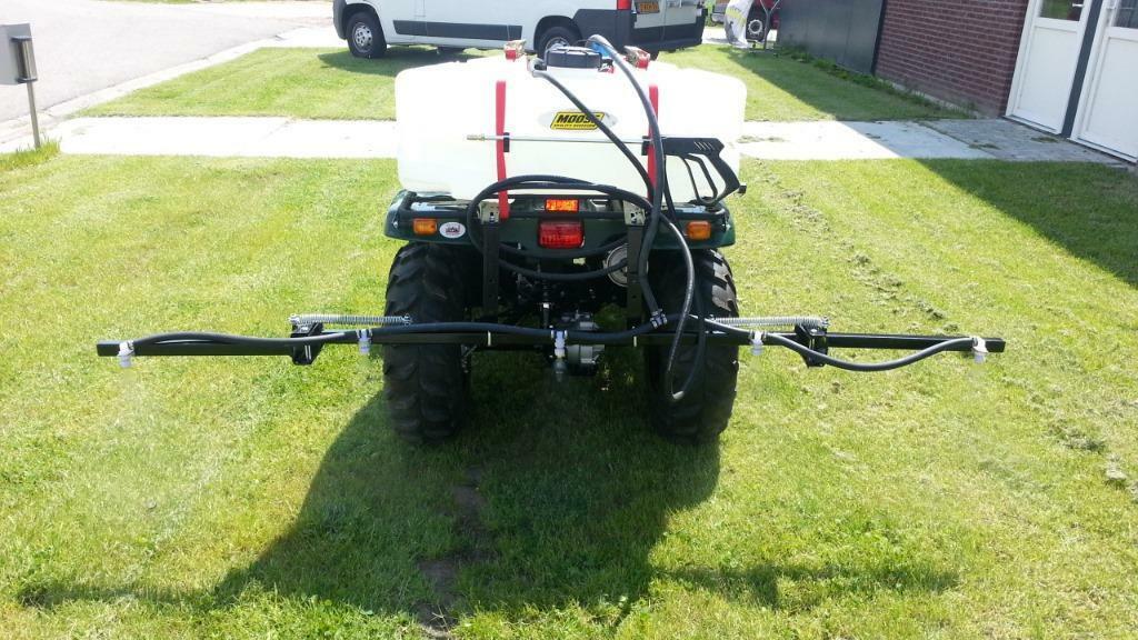 Onkruidspuit, Quad, ATV, Spuit, rugspuit, Gifspuit,Veldspuit