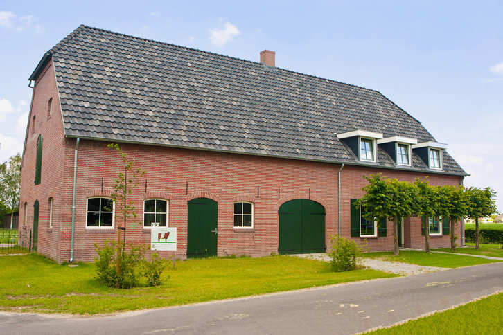 vakantiehuis in Gilze  Nbr. 5 slaapkamers 2 badkamers, 4 of meer slaapkamers, Noord-Brabant, 11 personen, Landelijk