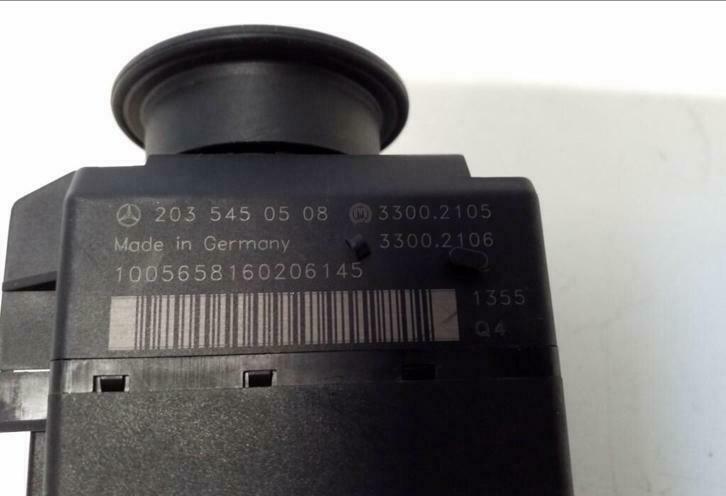 Mercedes W203 C-klasse EIS contactslot A2035450508, Ophalen of Verzenden, Gebruikt, Mercedes-Benz