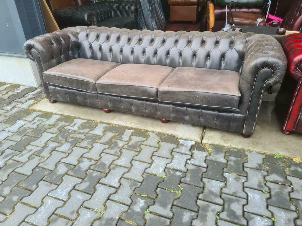 XL Chesterfield Engelse bank grijs + GRATIS BEZORGD