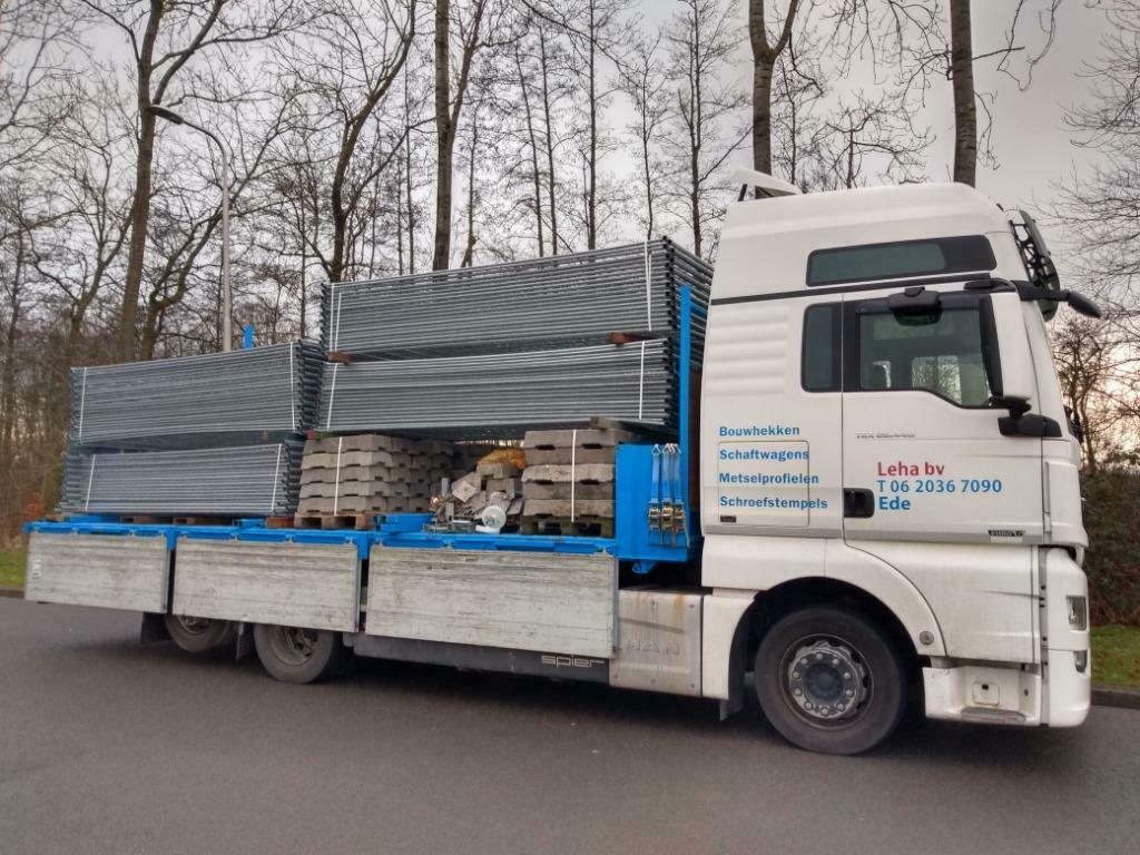 Te huur: Bouwhekken, Ophalen, Gebruikt