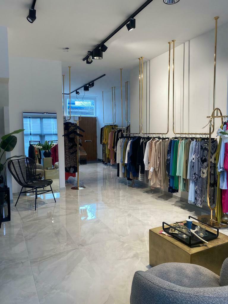 Tegelzetter, badkamerspecialist, pvc,stucen, schilderen!, 24-uursservice