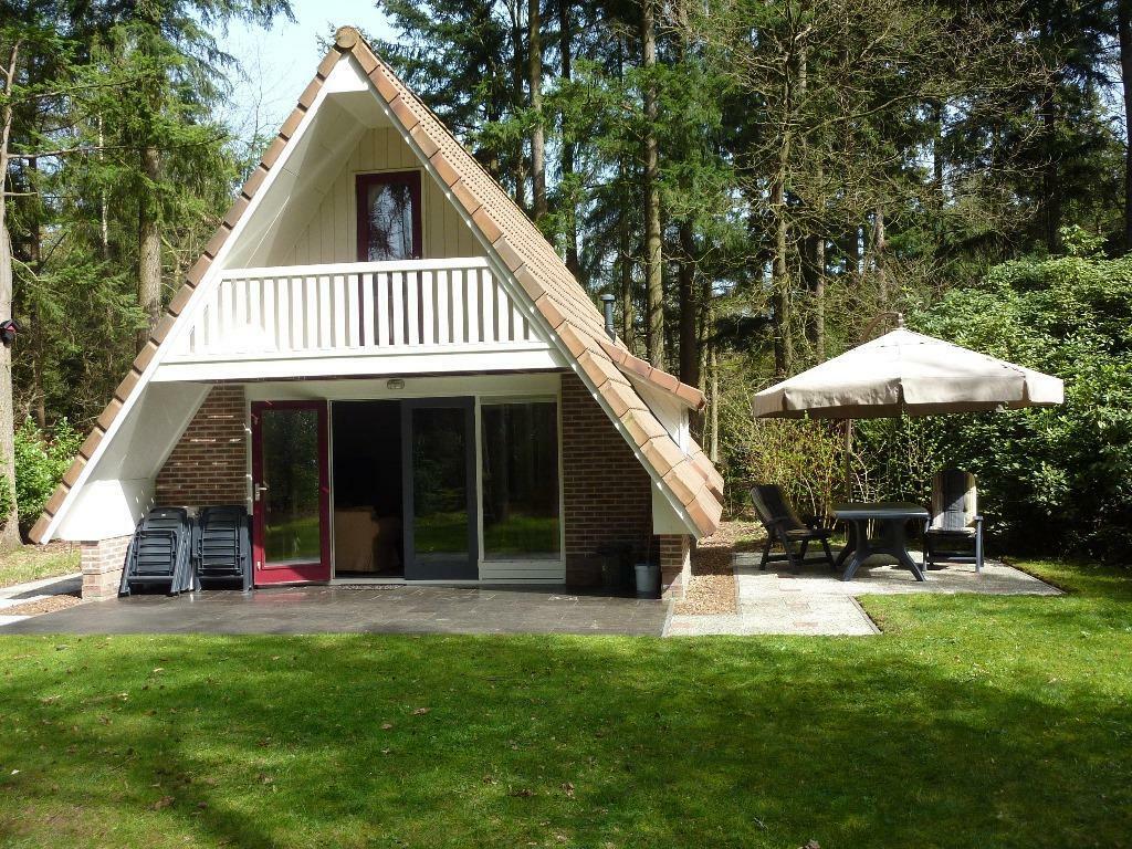 Vakantiehuisje te huur voor 6 personen op de Veluwe in Emst, In bos, Open haard, Overige typen, Gelderland en Veluwe