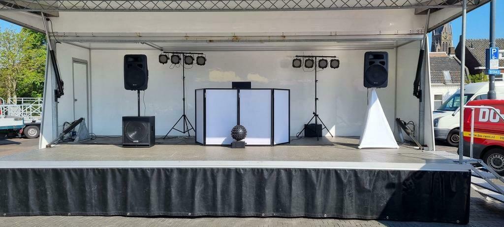 Drive in Discotheek La Primavera - Feest zoals jij het wenst, Dj