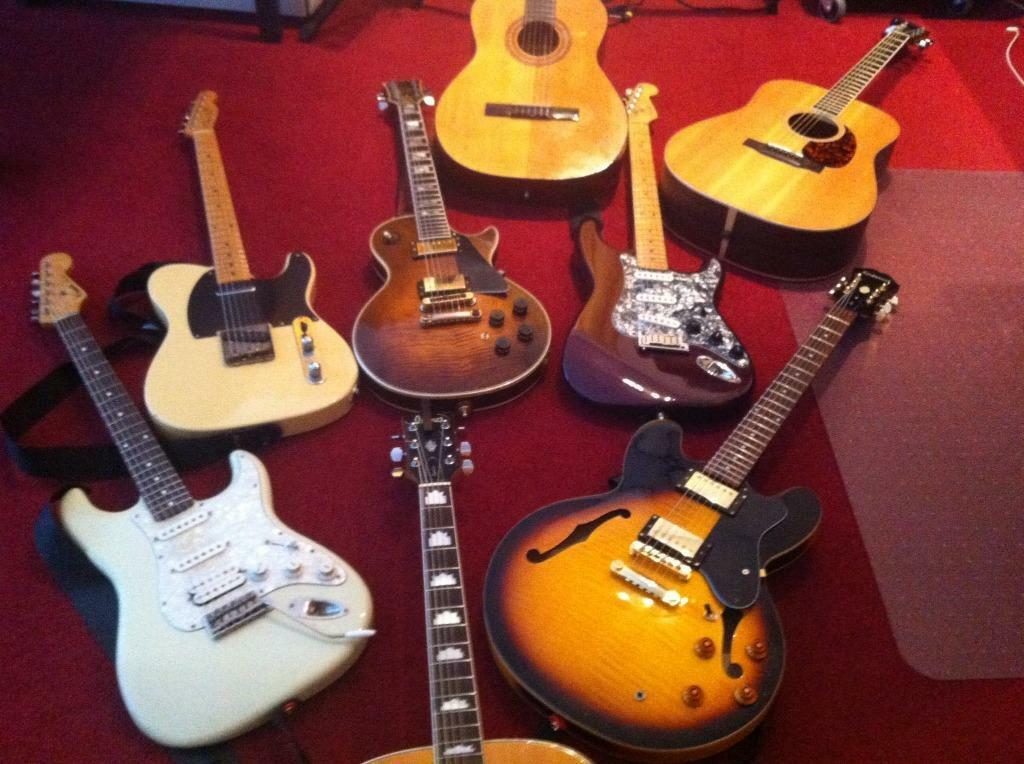 Gitaarles in Kampen!, Komt aan huis, Slaginstrumenten