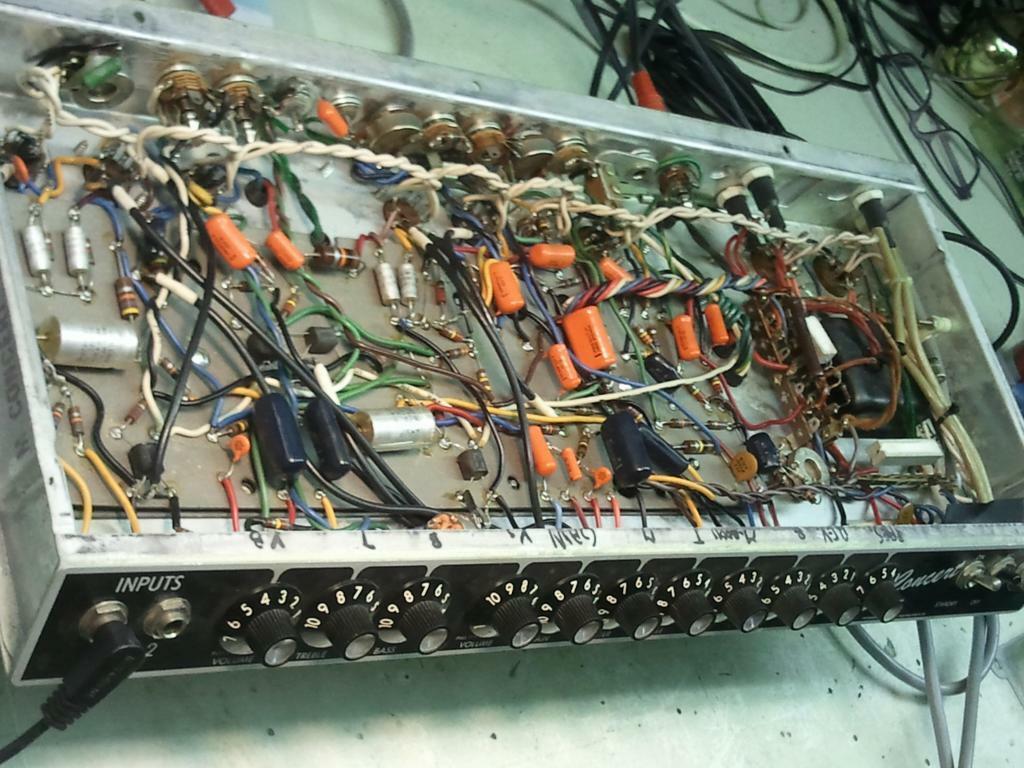 Rohde Elektronica repareert elektronische muziek apparatuur, Diensten en Vakmensen, Reparatie en Onderhoud | Muziekinstrumenten