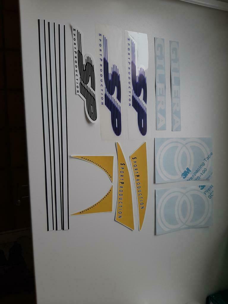 Gilera Runner SP geel/paars sticker/stickerset 50 125 180, Fietsen en Brommers, Brommeronderdelen | Scooters, Ophalen of Verzenden