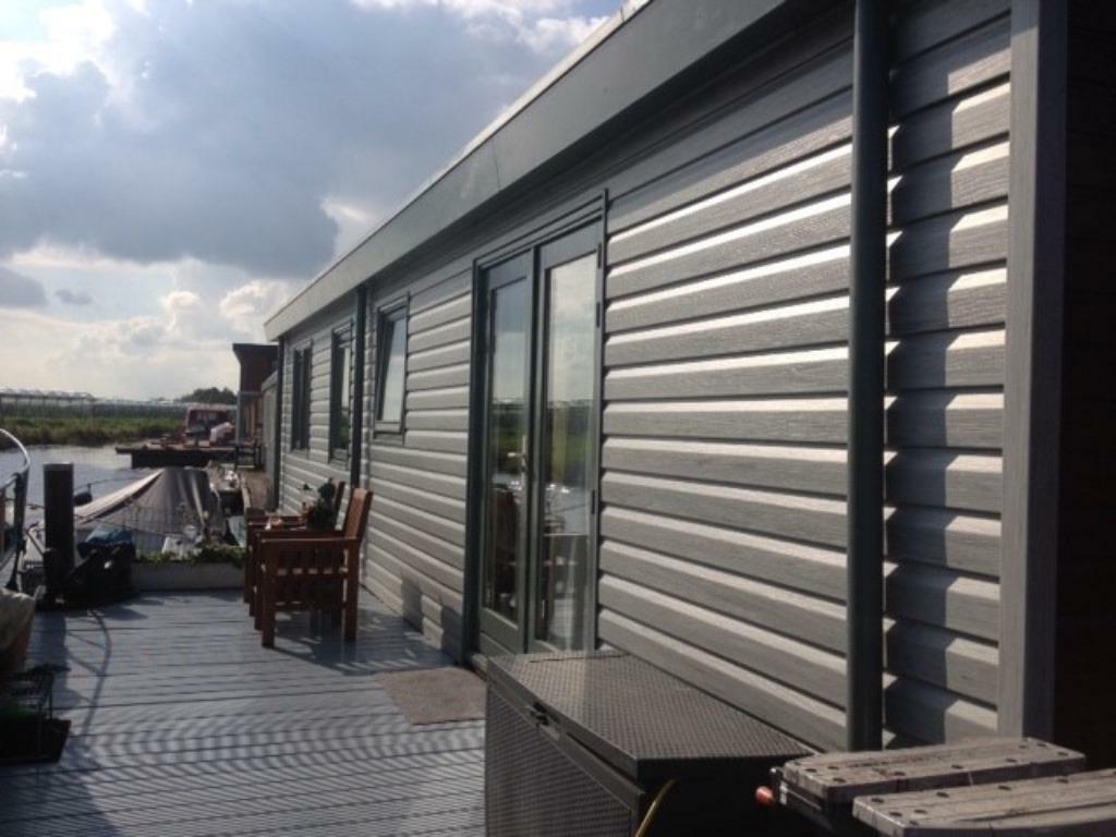 Brandvertragende kunststof panelen voor Stacaravan / Chalet, Diensten en Vakmensen, Reparatie en Onderhoud | Caravans en Campers