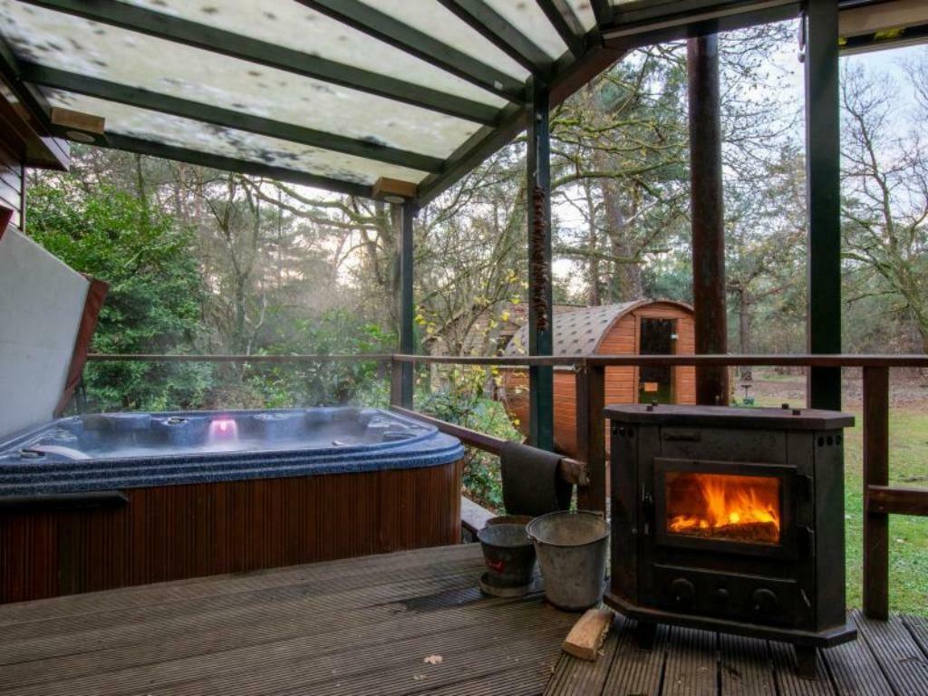 Villa maashorst met sauna en Jacuzzi TE Huur, Bemiddelingsbureau, Noord-Brabant, Landelijk, In bos