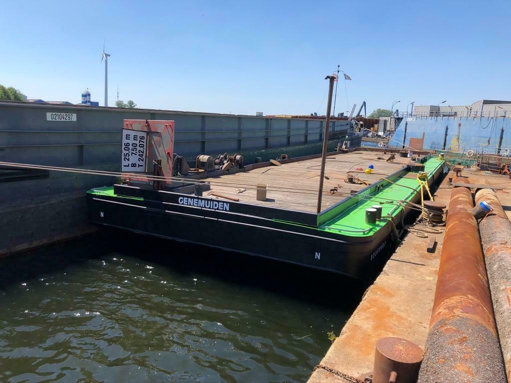 Ponton Te huur/ Te koop 25 x 7,50, Gebruikt, Minder dan 100 pk, Ponton, Ophalen of Verzenden