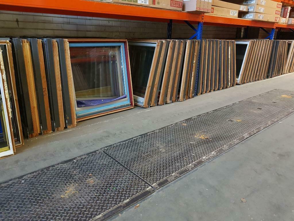 Grote voorraad gebruikte Velux dakramen incl. gootstuk!!!!