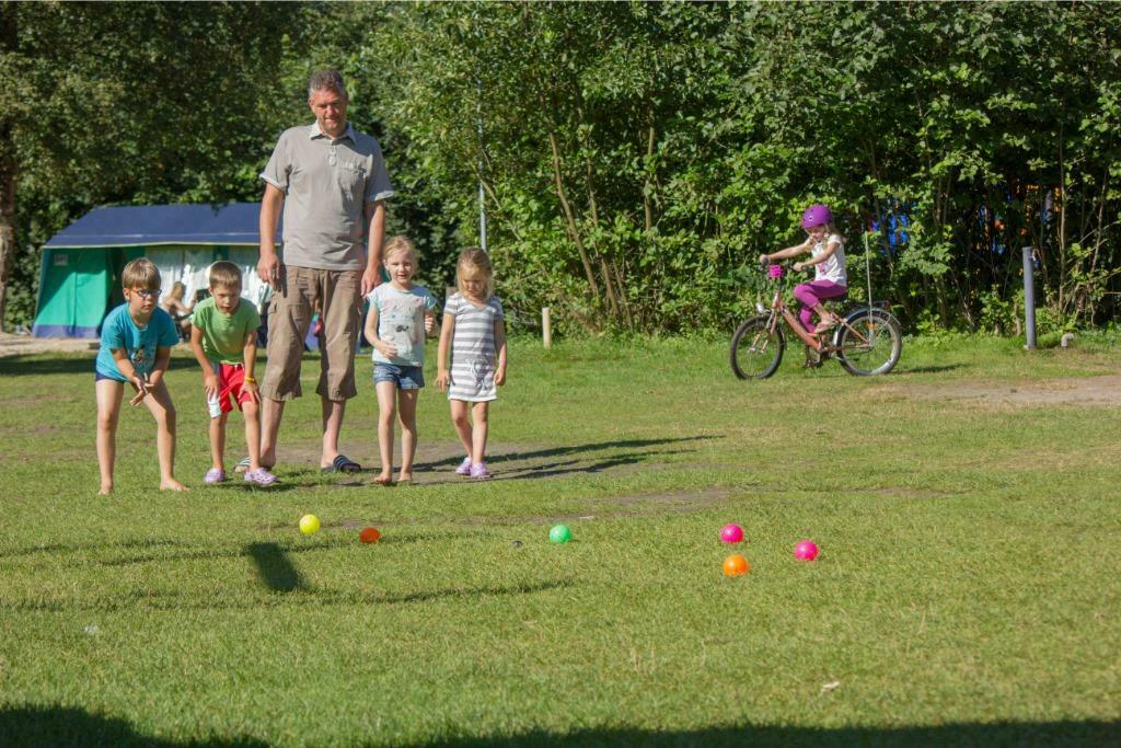 Voor- seizoenplaatsen - Vakantiepark Bergumermeer, Rolstoelvriendelijk, Aan meer of rivier, Recreatiepark
