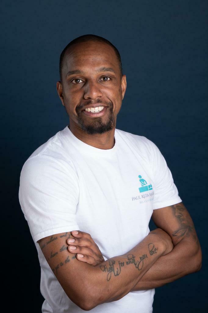 Boek een massage aan huis.Zie mijn massagevideo op website!, Diensten en Vakmensen, Welzijn | Masseurs en Massagesalons, Bedrijfsmassage