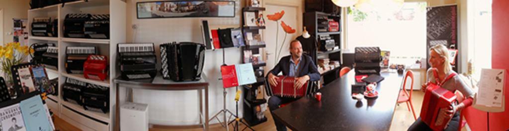 PIGINI Nederland voor alles m.b.t. accordeon!, Diensten en Vakmensen, Reparatie en Onderhoud | Muziekinstrumenten, Komt aan huis